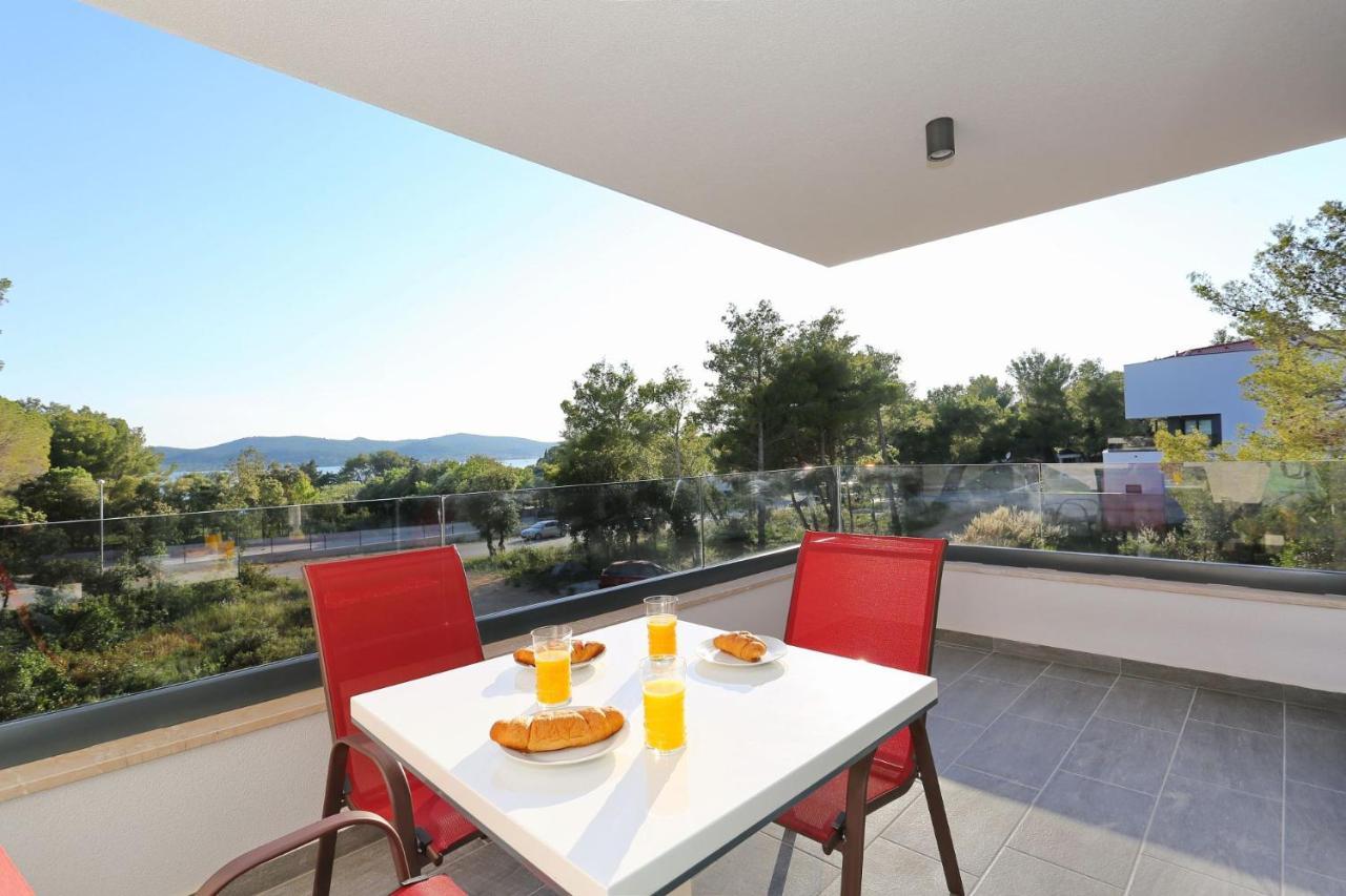 Villa Ankora Biograd Na Moru Esterno foto