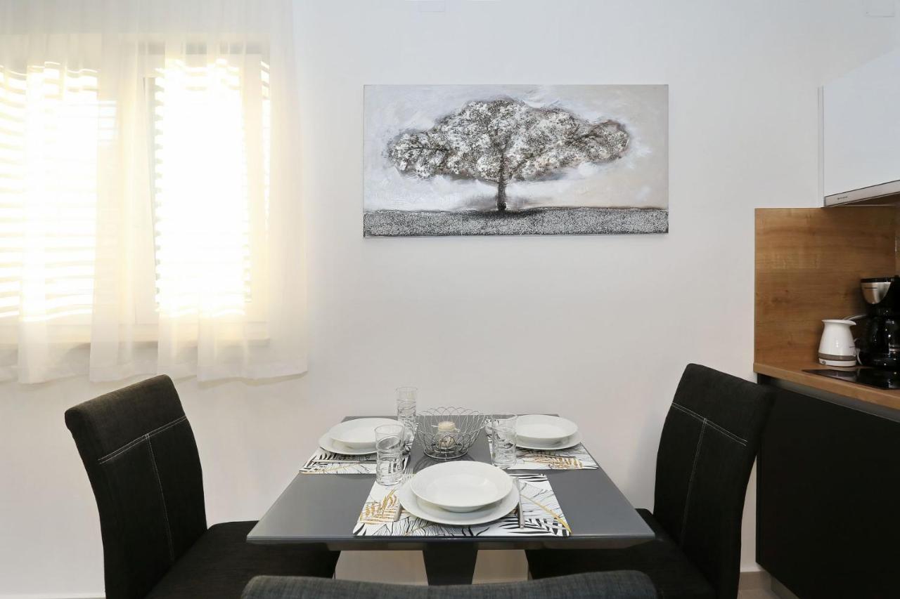 Villa Ankora Biograd Na Moru Esterno foto