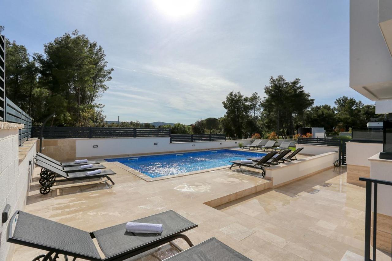 Villa Ankora Biograd Na Moru Esterno foto