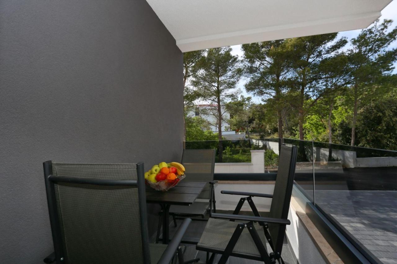 Villa Ankora Biograd Na Moru Esterno foto